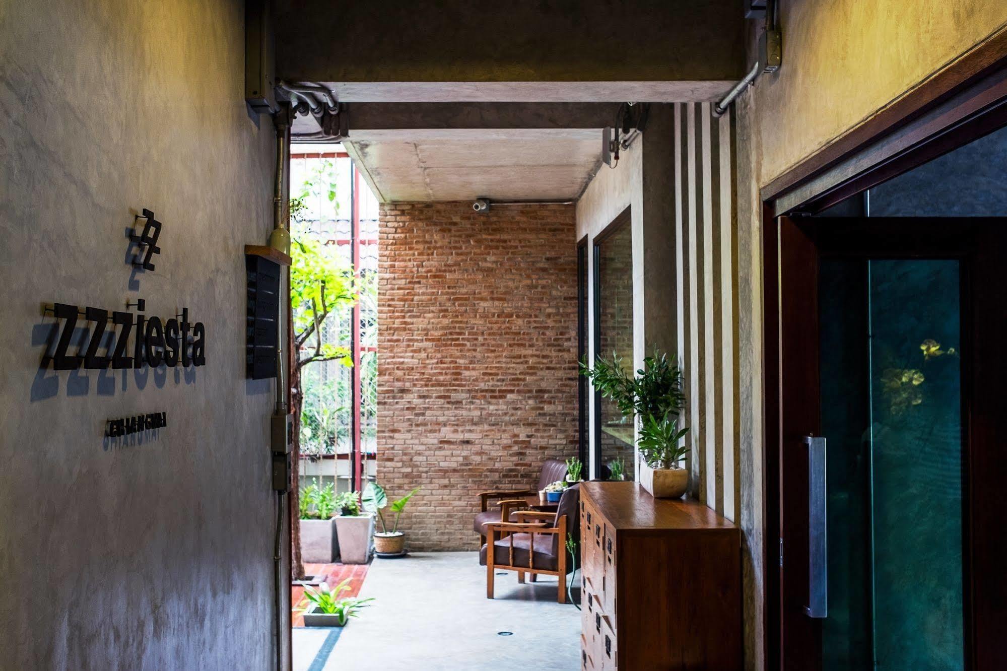 Zzziesta Chiang Mai Bed & Breakfast Dış mekan fotoğraf